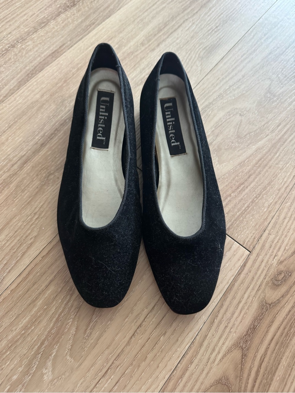 Vintage Unlisted flats